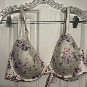 Victoria secret lightly lined perfect coverage 42/c